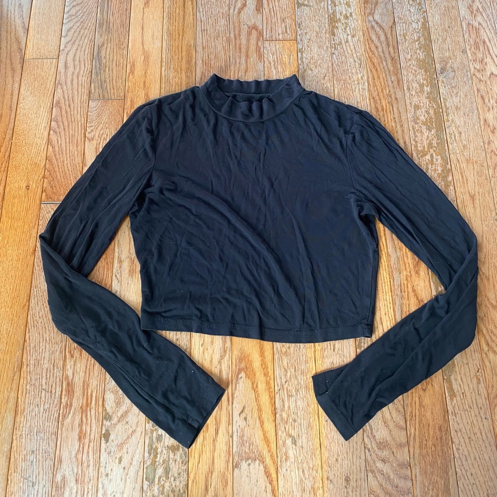 black mock neck long sleeve top